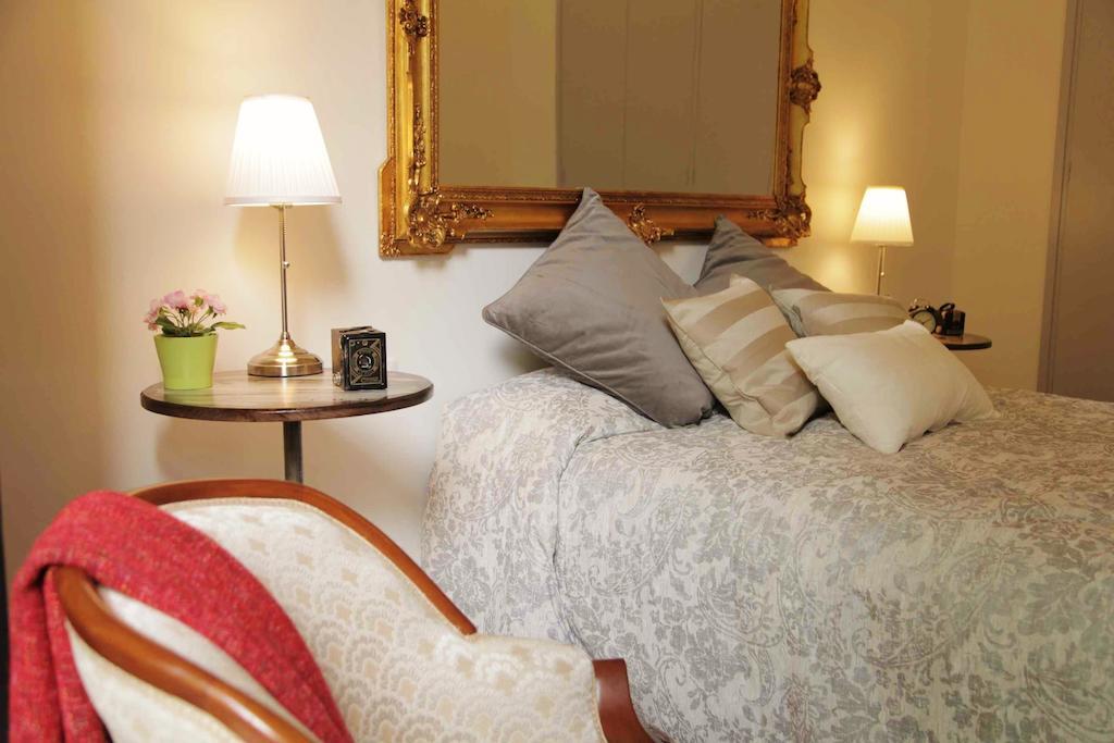 Apartamento Gorgeous Ronda Sant Pere Rafael Barcelona Habitación foto