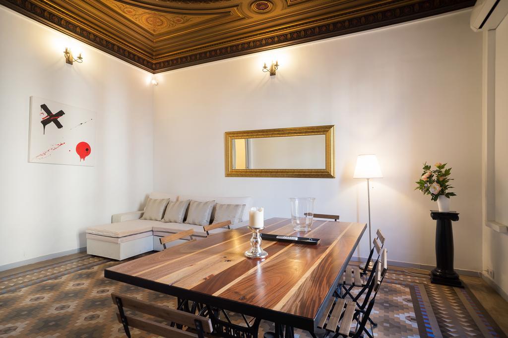 Apartamento Gorgeous Ronda Sant Pere Rafael Barcelona Exterior foto