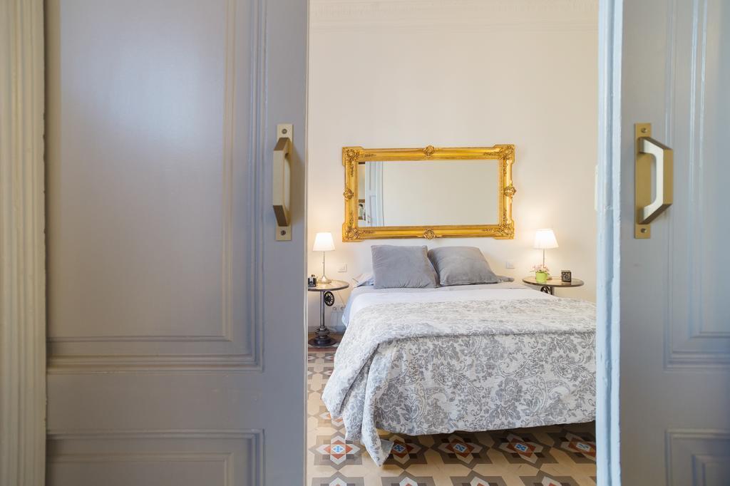 Apartamento Gorgeous Ronda Sant Pere Rafael Barcelona Exterior foto